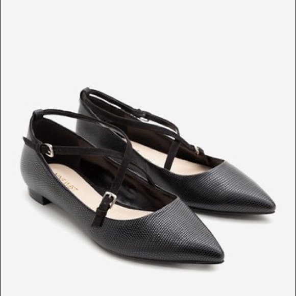 Nine West Shoes - 🆕Nine West Pointed Toe Flats